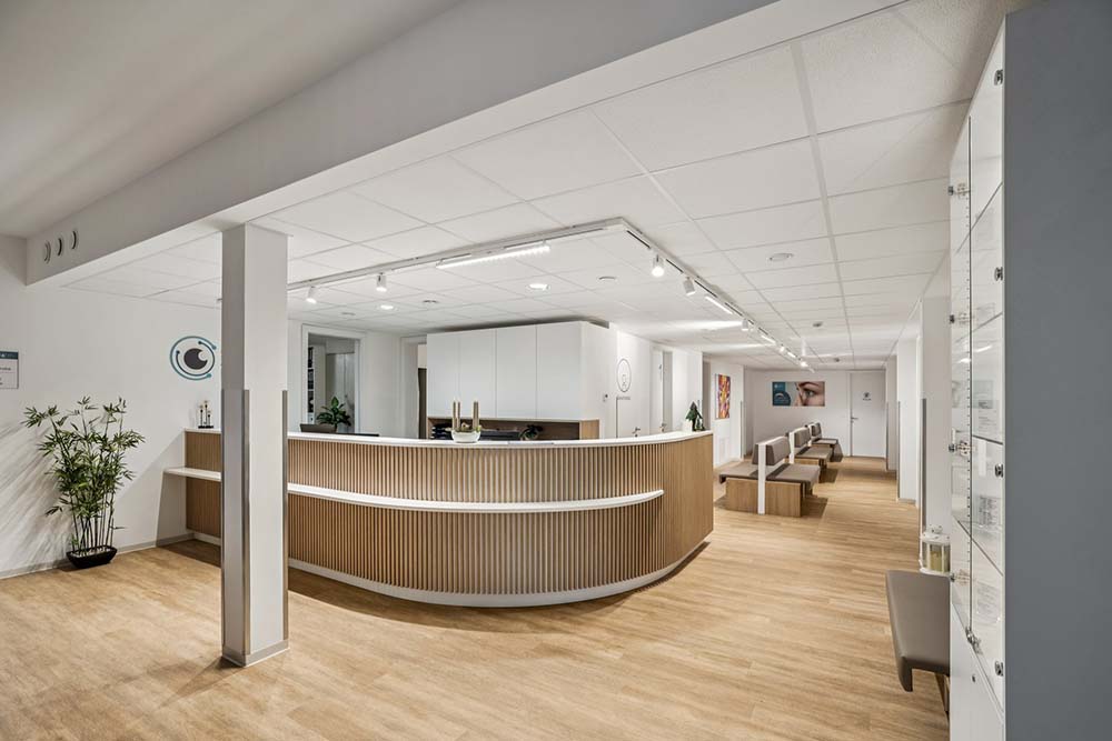 backbone_585567-A_194_WEB