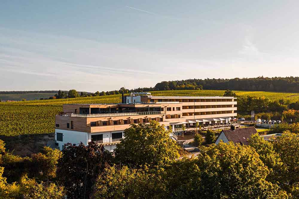 66d99c057cf91a0da6400643_sonnenhotel-roemmert-1