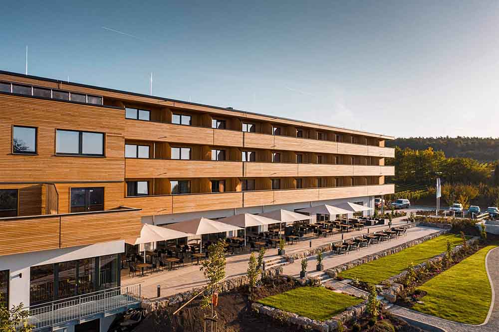 66d99c91edb6eece8a006d1d_sonnenhotel-roemmert-2